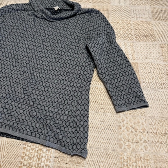 Talbots Three Quarter Sleeve Lightweight Sweater - Picture 2 of 4
